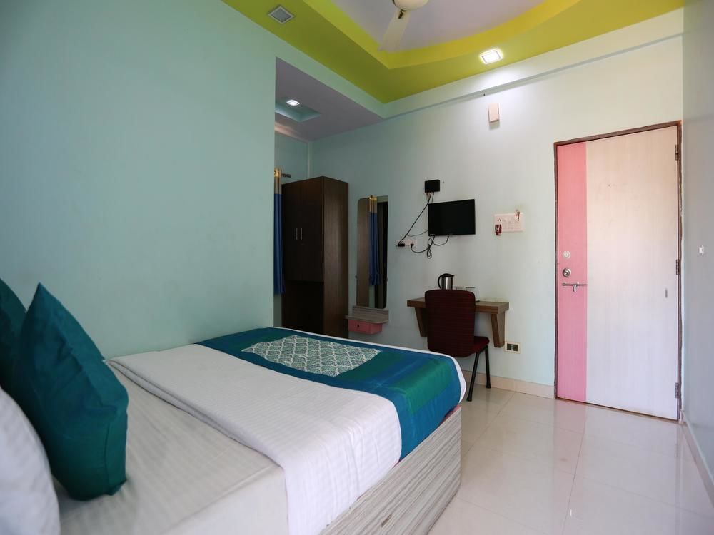 โฮเต็ลสมนัต โซการ์ Hotel โสมนัส ภายนอก รูปภาพ