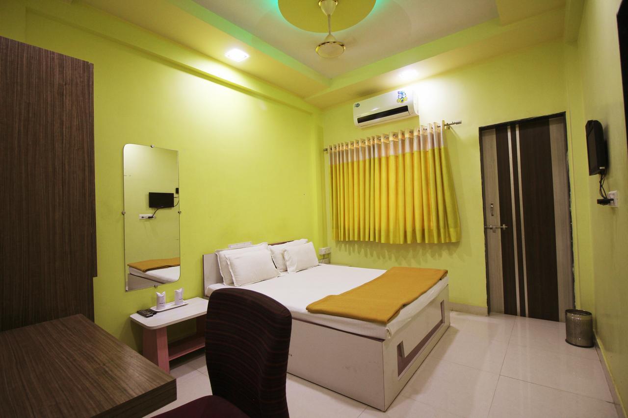โฮเต็ลสมนัต โซการ์ Hotel โสมนัส ภายนอก รูปภาพ